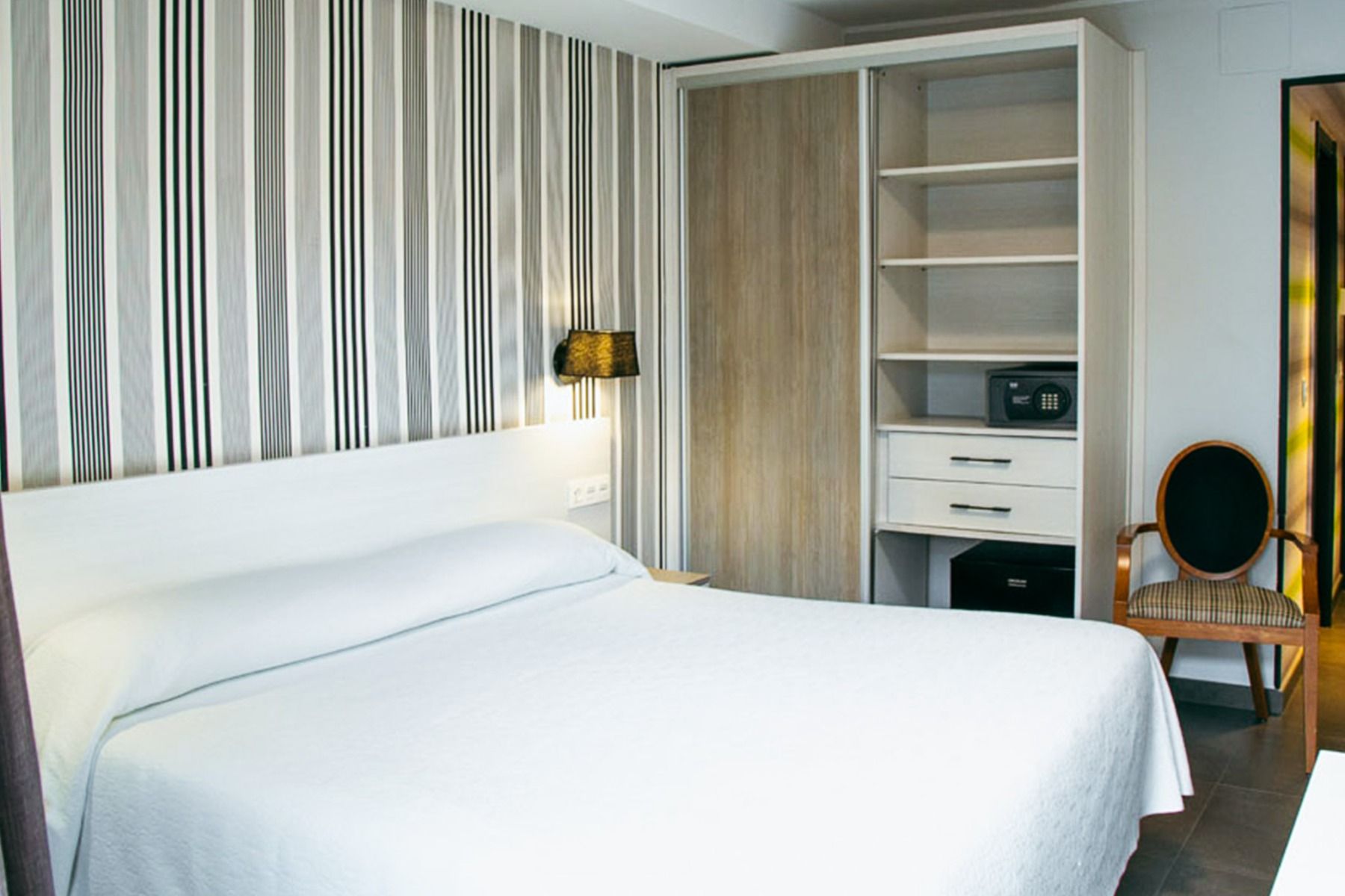 New Hotel Colon