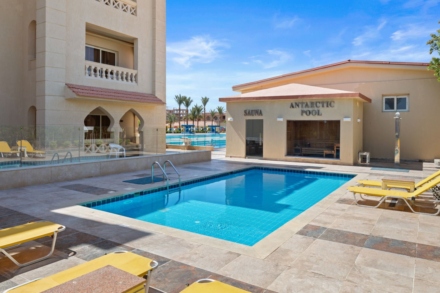 Aqua Vista Resort