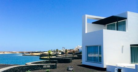 https://www.swimtours.com/ch/media/catalog/product/cache/da432fc9ee79dfca32e073c2235ab4d7/s/c/schwimmtrainingslager_club_lasanta.jpg