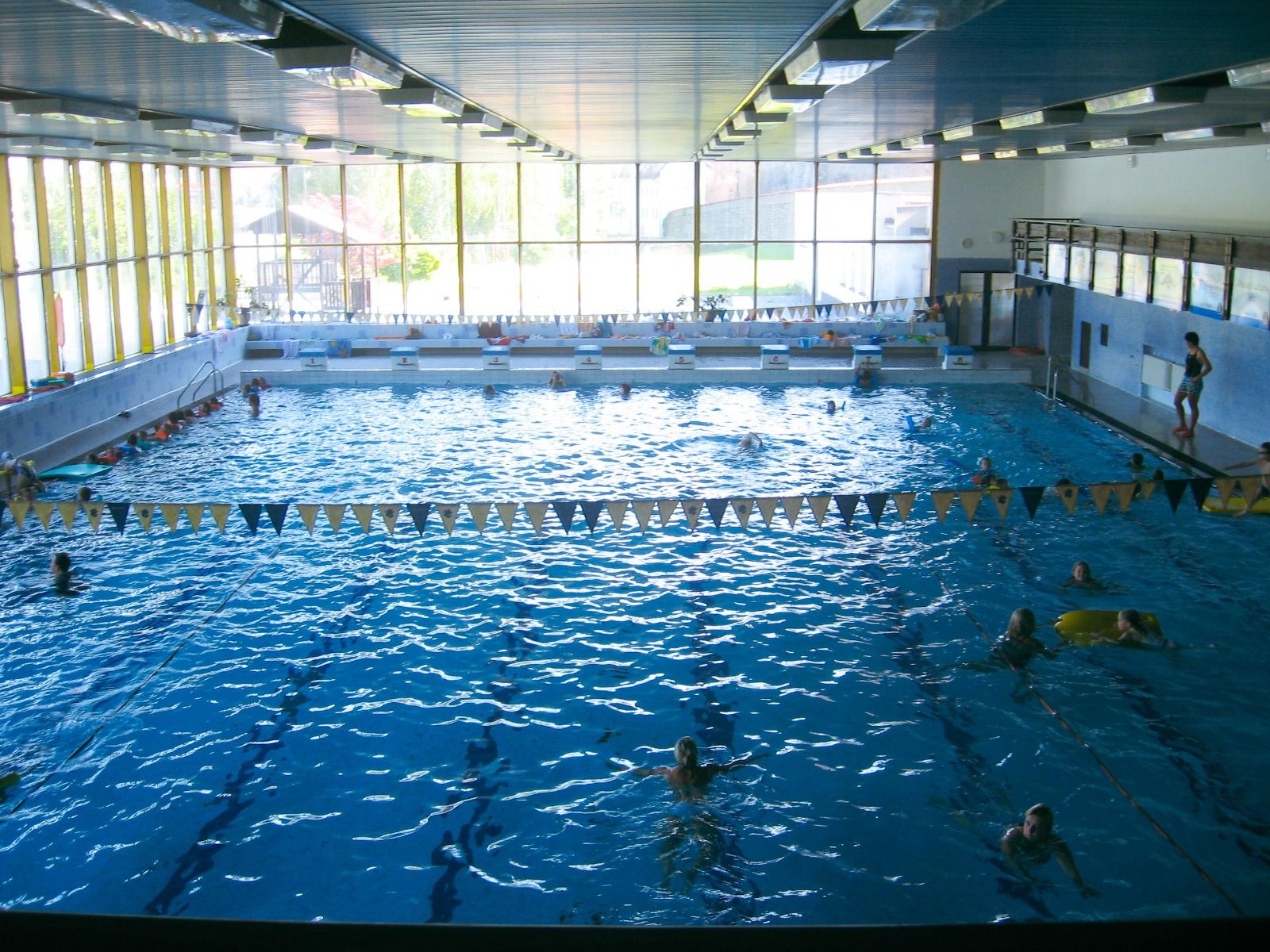 Swimming stadium