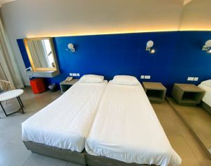 Park Beach Hotel Image two
