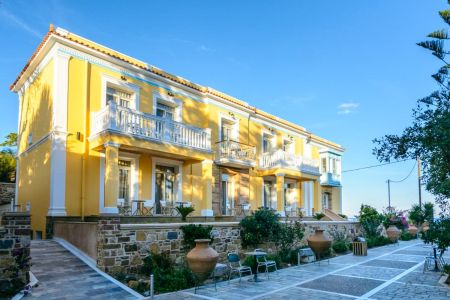 https://www.swimtours.com/de/media/catalog/product/cache/da432fc9ee79dfca32e073c2235ab4d7/g/r/grecian_castle_swimtours.jpg