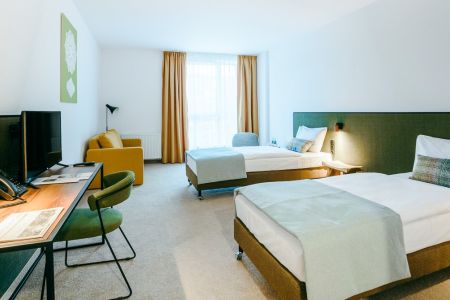https://www.swimtours.com/de/media/catalog/product/cache/da432fc9ee79dfca32e073c2235ab4d7/l/u/lublin_hotel_swimtours_3_.jpg